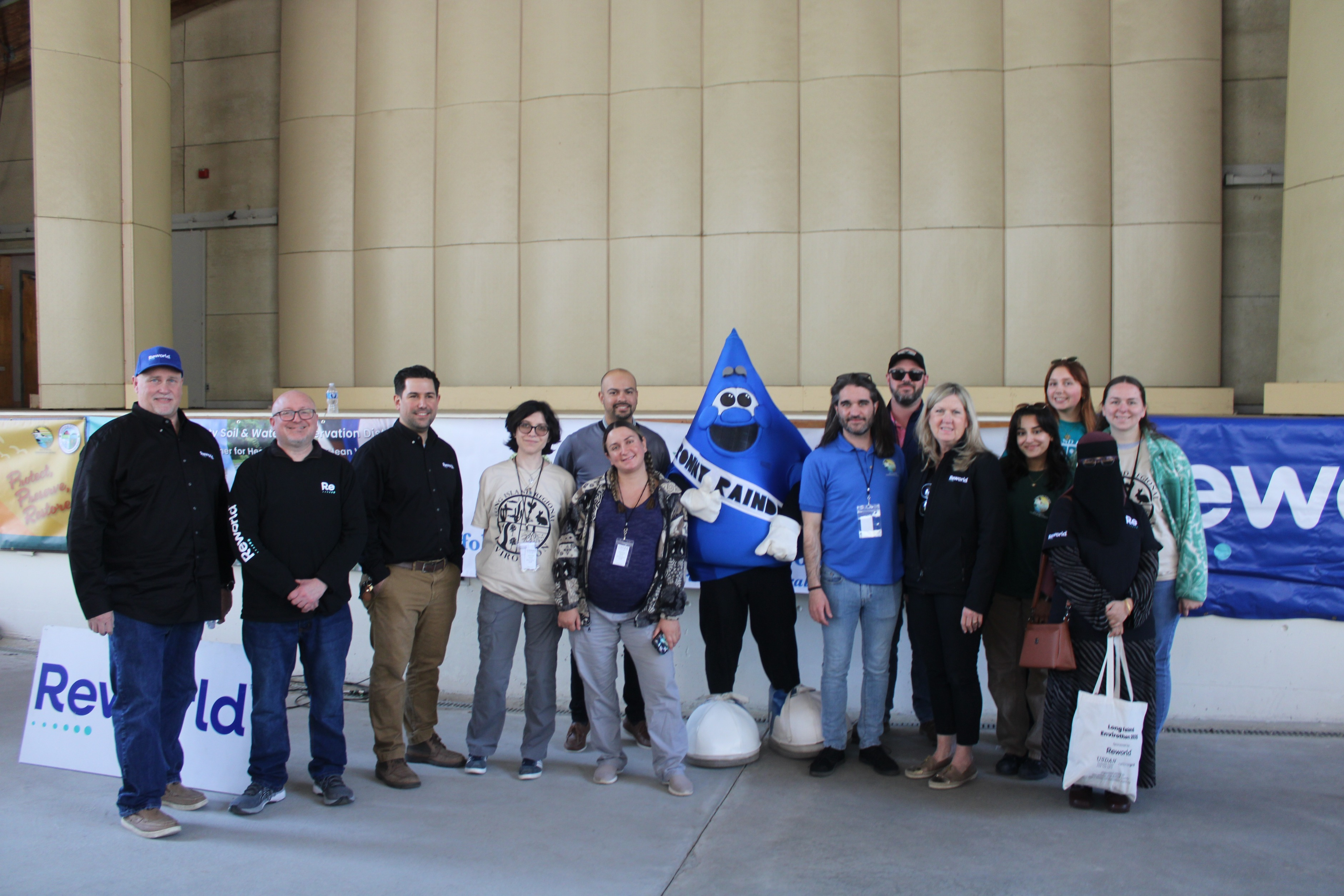 Students giving presentation 2023